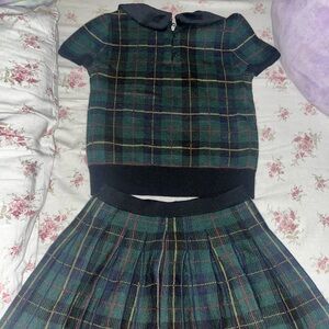 THE CUTEST plaid green collared polo two piece skirt and top set😍😍😍